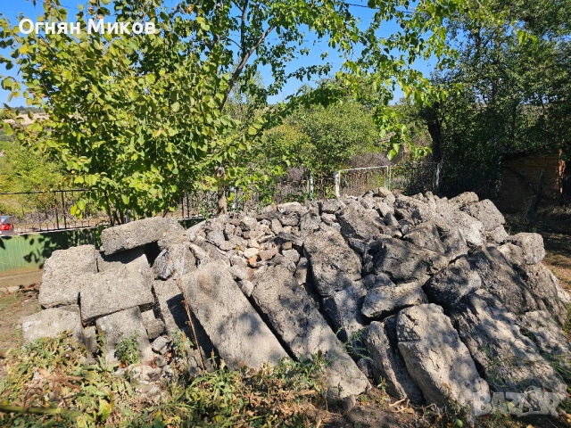 Продавам камъни за строеж (основа или ограда)