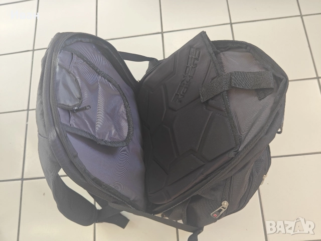 Продавам качествена раница , снимка 4 - Раници - 51723563