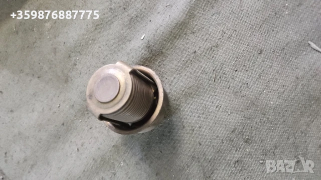 Ретро термостат стари Класически автомобили , снимка 2 - Части - 51056797