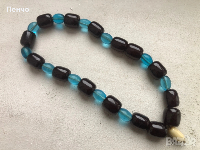 стара автентична кехлибарена броеница - кехлибар /бакелит, фатуран/, стъкло и кост