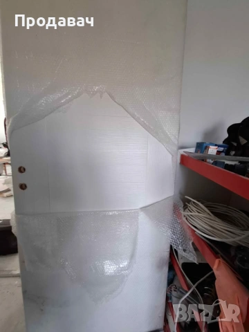 Чисто нови врати