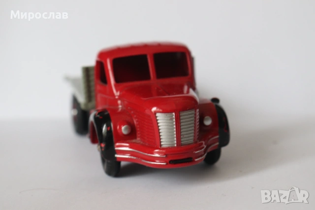 DINKY TOYS BERLIET КАМИОН КОЛИЧКА МОДЕЛ, снимка 4 - Колекции - 53223617