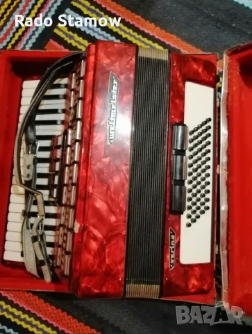 Стар акордеон Weltmeister Serino 60 баса