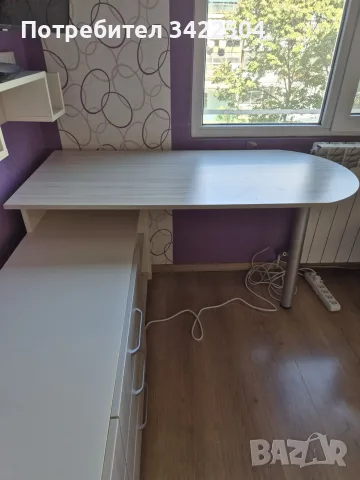 Продава се бюро с 6 чекмеджета и рафтове, снимка 8 - Бюра - 56122395