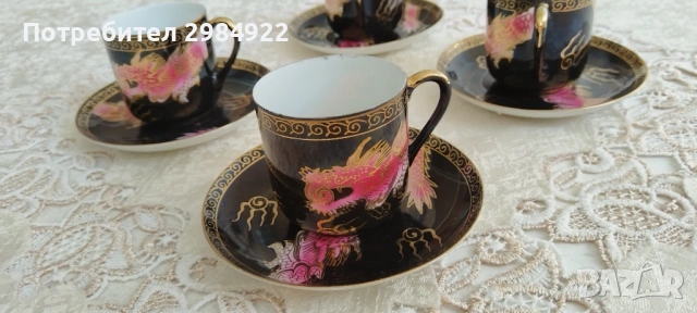 Японски ориенталски комплект за чай с 4 чаши, черно злато и флорален мотив. Декоративен., снимка 5 - Антикварни и старинни предмети - 53442018