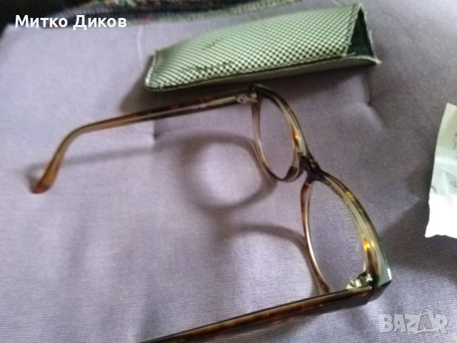 Очила с диоптер с калъвче 2.50-2.75, снимка 5 - Слънчеви и диоптрични очила - 40900674