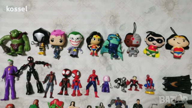 Батман, Спайдърмен,Марвел, Хобит и други супер-герои, снимка 2 - Колекции - 39908339