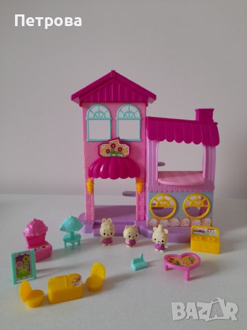 Къща с играчки и обзавеждане, снимка 1