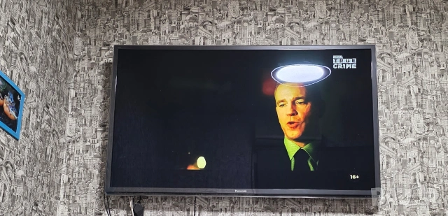 Продавам топ модел ТВ Panasonic TX-P65ST50E, снимка 3 - Телевизори - 53748477