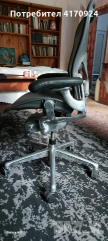 Herman Miller Aeron REMASTERED Graphite, снимка 6 - Столове - 53141418