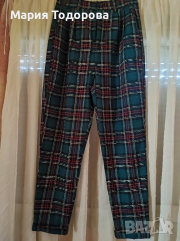 Екстравагантен панталон, снимка 2 - Панталони - 42224067