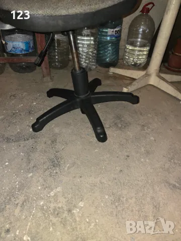 Офис стол , снимка 3 - Столове за офис - 50358312