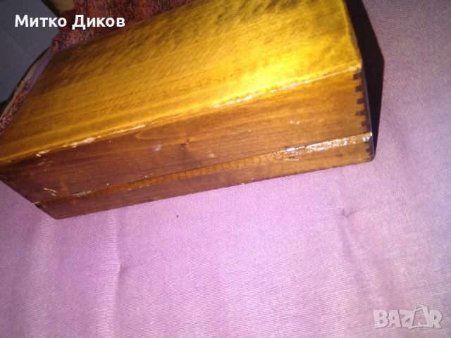 Рисувана дървена кутия от соца 22х12х6см, снимка 3 - Колекции - 36299095