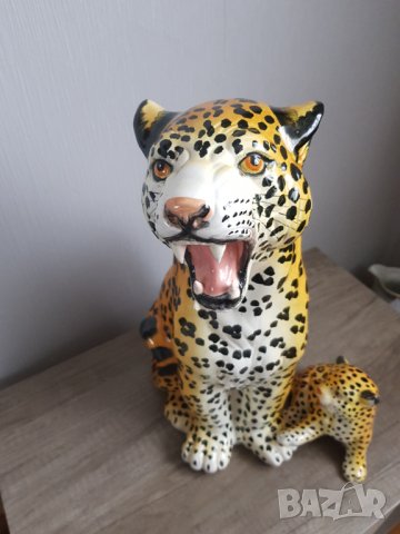 Красив голям порцеланов леопард с малкото си, снимка 3 - Антикварни и старинни предмети - 35927040