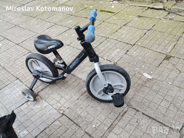 Баланс колело с педали и помощни колелца