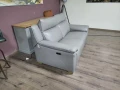 Сив кожен диван двойка с електрически релаксиращ механизъм, снимка 7