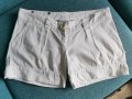 Бели къси панталонки , снимка 1 - Къси панталони и бермуди - 34110336