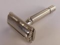 Самобръсначка GILLETTE SAFETY RAZOR Made IN ENGLAND От-60 години По Случай Коронясването на Кралица , снимка 6