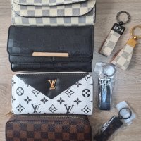 Портмонета на "LOUIS VUITTON ", снимка 2 - Портфейли, портмонета - 40299739