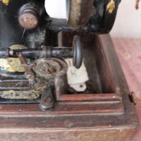 Шевна машина -  , снимка 5 - Антикварни и старинни предмети - 38645074