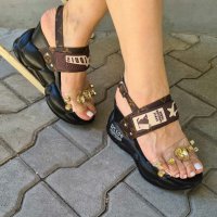 Дамски сандали на платфрма Louis Vuitton код 82, снимка 1 - Сандали - 33779787