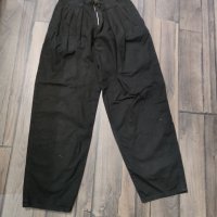 Продавам дамски черен панталон, снимка 2 - Панталони - 35910030