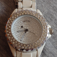 Модерен дамски часовник RITAL QUARTZ с кристали Сваровски много красив - 21051, снимка 1 - Дамски - 36235410