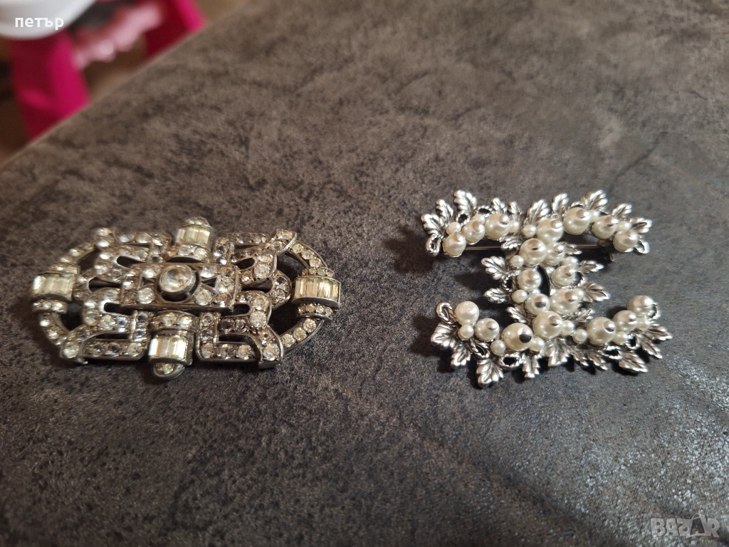 Две брошки, снимка 1