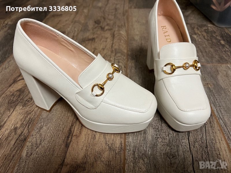Официални бели обувки с дебел ток, снимка 1