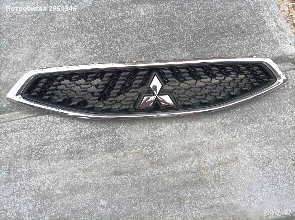 Решетка предна броня Mitshubishi Spacestar, снимка 1
