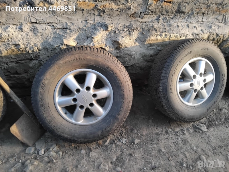 Зимни гуми АТ 235 75 15, снимка 1