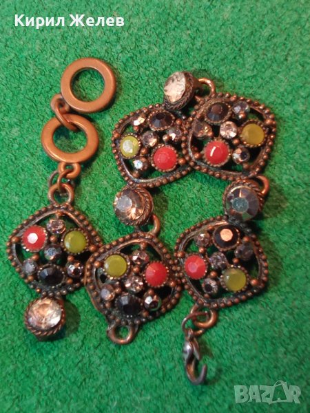 СТАРА МЕДНА ГРИВНА с МНОГО ЦВЕТНИ КРАСИВИ КАМЪНИ 14241, снимка 1