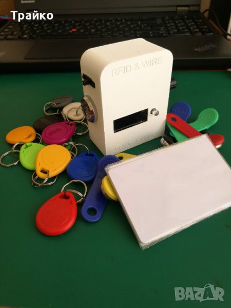 Дубликатор на безконтактни RFID 125 kHz и контактни ключове TMiButton, снимка 1