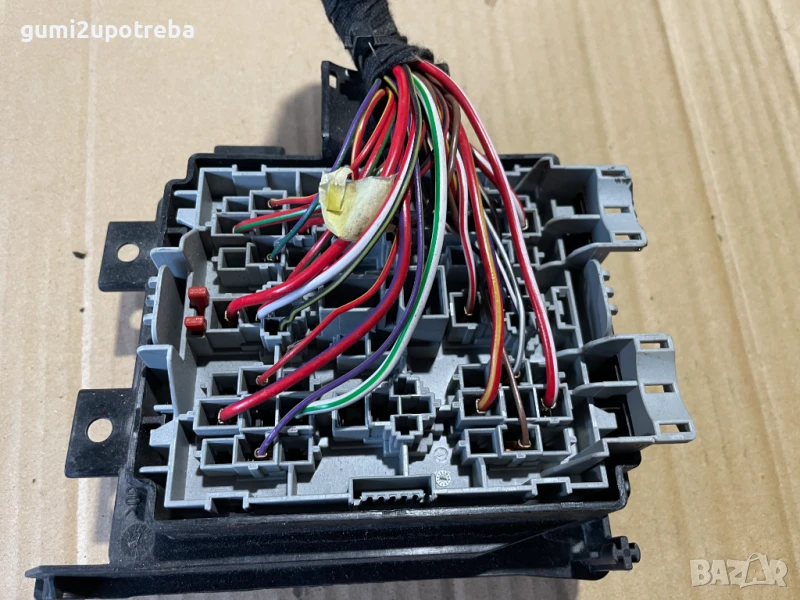 Кутия с Релета и Бушони 7P0937149 Porsche Cayenne 3.0D 92A/2012г, снимка 1