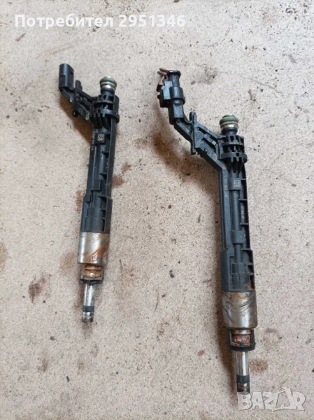 + горивен инжектор audi S5 F5 0261500268, снимка 1