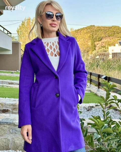 Вталено палто с две капчета, снимка 1