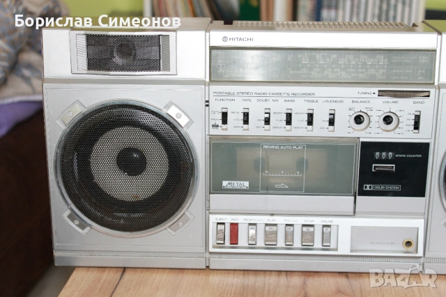 HITACHI TRK 7720E, снимка 2 - Радиокасетофони, транзистори - 53713332