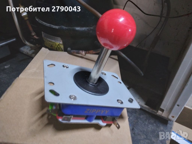 Джойстик-нов, снимка 2 - Джойстици и геймпадове - 36057259