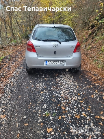 Продавам Toуота Yaris 1.0i бензин/газ, снимка 5 - Автомобили и джипове - 52471333