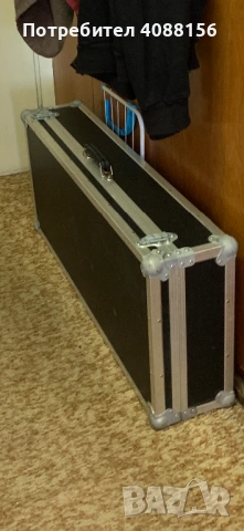 Продавам Почти Нов Кейс за Клави Корг Па4х  Корг Па5х 