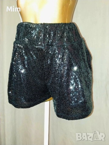 Черни къси панталонки/пола/ с пайети , снимка 2 - Рокли - 51638231