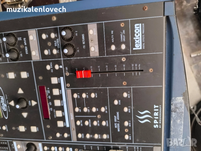 Spirit 324 LIVE DIGITAL 16 Channel Mixer by Soundcraft дигитален аудио смесител миксер + кейс, снимка 4 - Ресийвъри, усилватели, смесителни пултове - 51634804