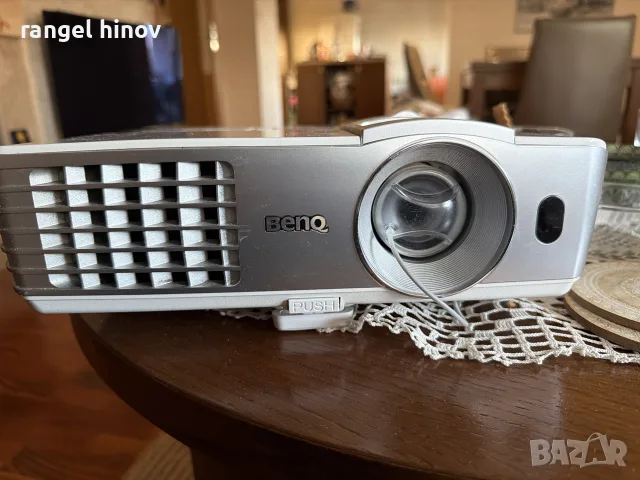 проектор benq 1070+, снимка 6 - Плейъри, домашно кино, прожектори - 56316091