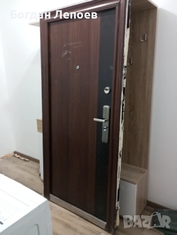 Входна Врата