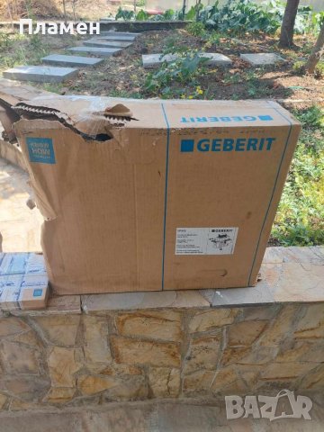 Тоалетна структура за вграждане Geberit и бутон