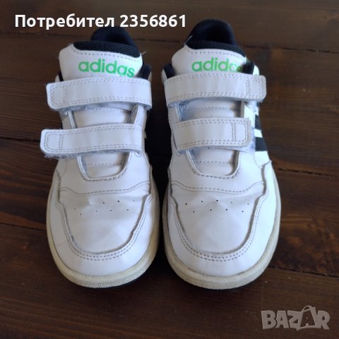 Детски маратонки Adidas естествена кожа , снимка 1 - Детски маратонки - 42385694