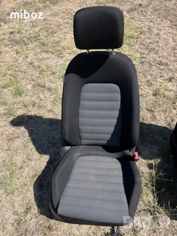 Седалка седалки Фолксваген Пасат VW Passat b7, снимка 4 - Части - 56089913