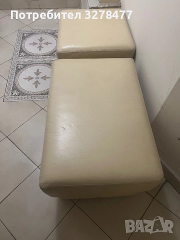 Кожени табуретки