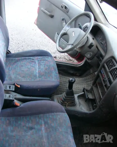 Автомобил СУЗУКИ Суифт 2 SUZUKI Swift II 1.0 Хечбек 4/5 врати 2000 г. за Части БАРТЕР, снимка 5 - Автомобили и джипове - 49802080