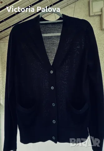 Нова тънка жилетка COS Швеция меринос и коприна, снимка 12 - Жилетки - 49731254